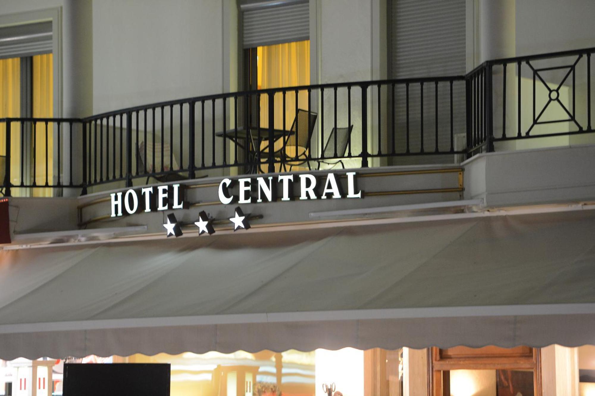 Central Hotel ปาราเลียกาเตอรีนิส ภายนอก รูปภาพ